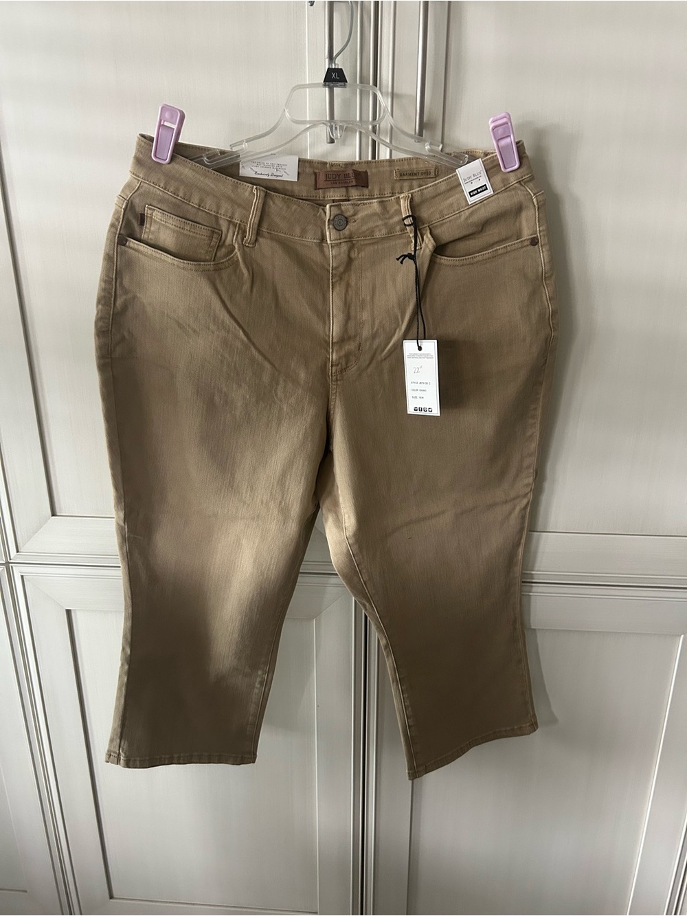 Judy Blue Capri Relaxed Khaki Jeans